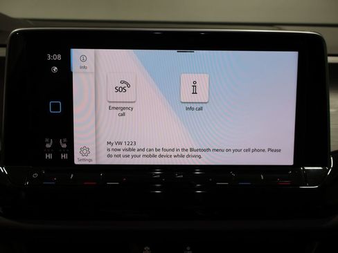 Used 2025 Volkswagen Atlas Cross Sport SE image 30