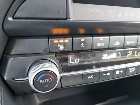 Used 2023 MAZDA CX-9 Touring image 25