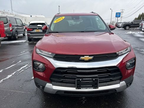 Used 2021 Chevrolet TrailBlazer LT w/ Convenience Package image 2