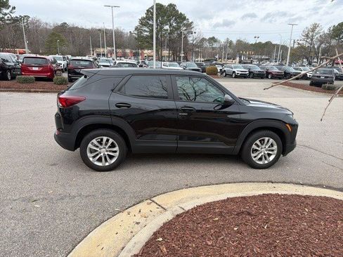 Used 2023 Chevrolet TrailBlazer LS image 7