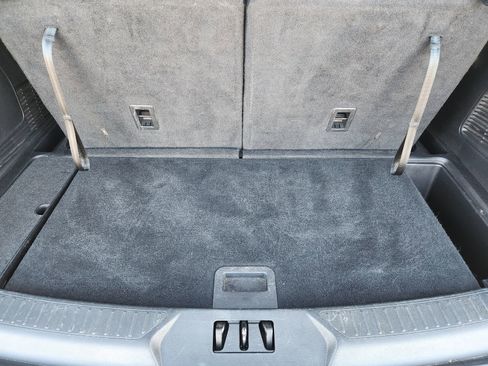 Used 2022 Ford Explorer XLT w/ Equipment Group 202A image 36