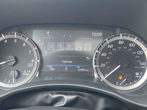 Used 2023 Toyota Highlander XLE FWD image 35