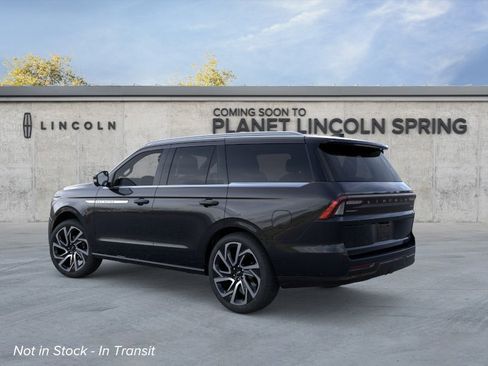New 2026 Lincoln Navigator Reserve AWD/4WD image 4