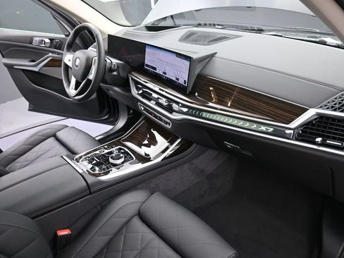 Used 2026 BMW X7 xDrive40i AWD/4WD image 20
