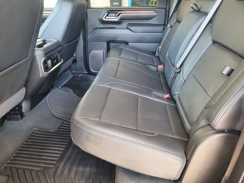 Used 2025 GMC Sierra 2500 Denali w/ Denali Reserve Package AWD/4WD image 7
