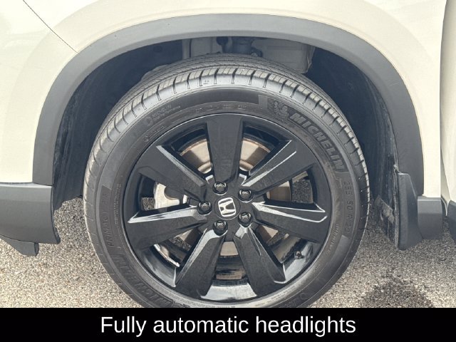 Used 2025 Honda Pilot Black Edition image 35