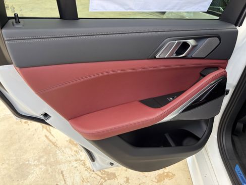 New 2026 BMW X6 xDrive40i w/ Climate Comfort Package AWD/4WD image 13