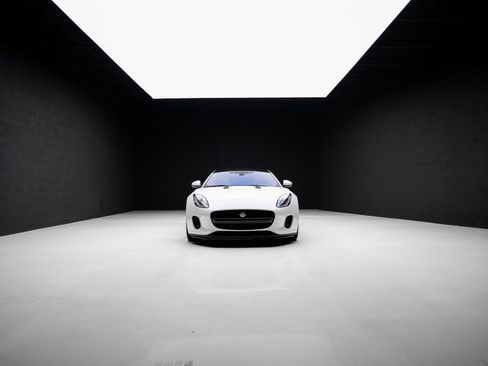 Used 2020 Jaguar F-TYPE Coupe image 76