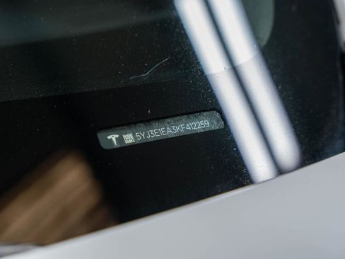 Used 2019 Tesla Model 3 Long Range image 26