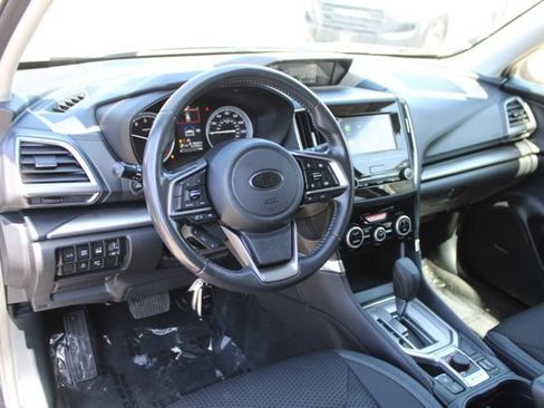 Used 2024 Subaru Forester Premium AWD/4WD image 14