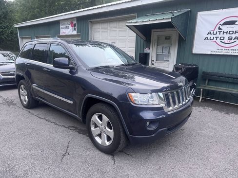 Used 2012 Jeep Grand Cherokee Laredo RWD image 1