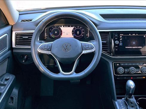 Used 2023 Volkswagen Atlas SEL image 5