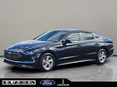 Used 2020 Hyundai Sonata SE w/ Preferred Accessory Package
