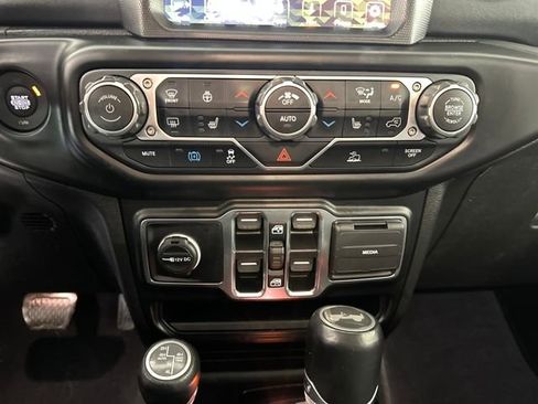 Used 2021 Jeep Wrangler Unlimited Sahara w/ Cold Weather Group image 24