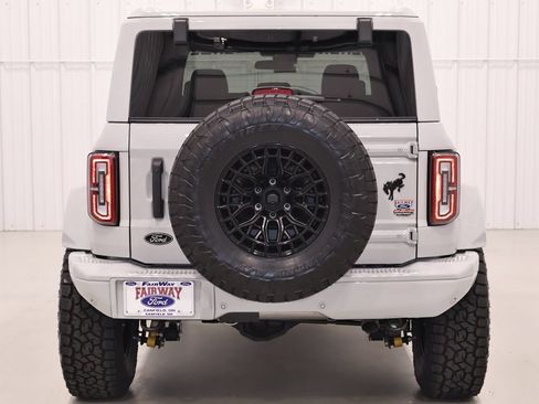 New 2026 Ford Bronco Badlands AWD/4WD image 8