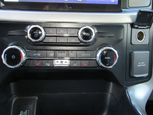 Certified 2022 Ford F150 XLT w/ Equipment Group 302A High image 30