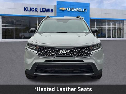 Used 2022 Kia Sorento S w/ Panoramic Sunroof Package AWD/4WD image 2