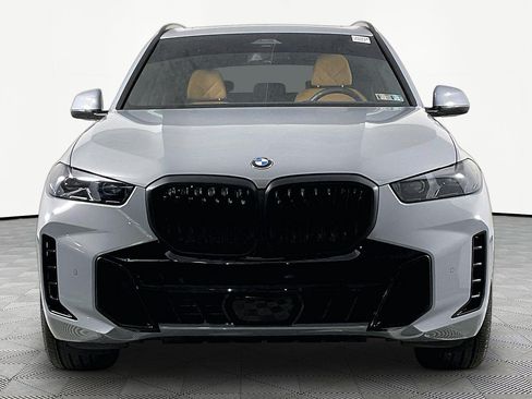 Certified 2026 BMW X5 xDrive40i w/ M Sport Package AWD/4WD image 2