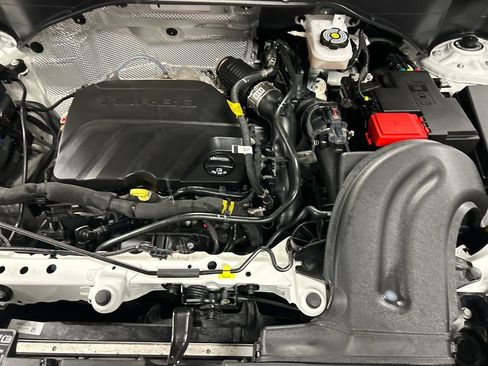 Used 2023 Buick Encore GX Preferred w/ Cold Weather Comfort Package image 26