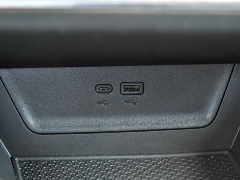 Used 2025 Chevrolet Equinox LT FWD image 27
