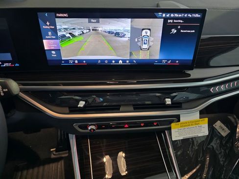New 2026 BMW X5 sDrive40i w/ M Sport Package RWD image 15