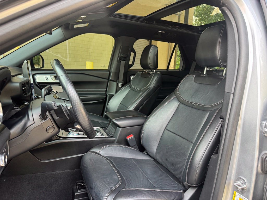 Used 2021 Ford Explorer ST w/ Equipment Group 401A AWD/4WD image 11