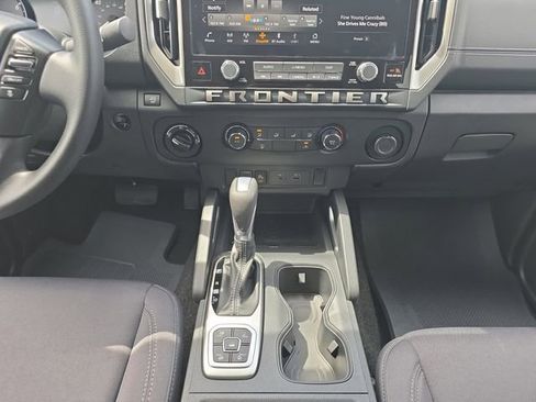 New 2026 Nissan Frontier SV AWD/4WD image 3