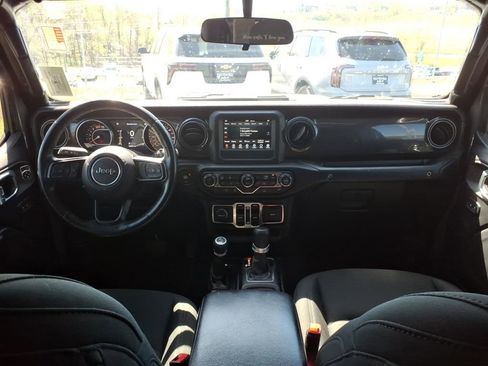 Used 2021 Jeep Wrangler Unlimited Sport image 15