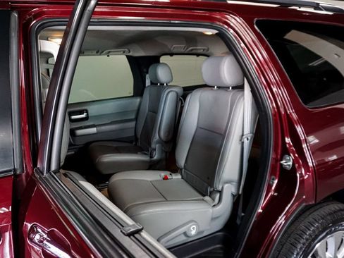 Used 2010 Toyota Sequoia Limited AWD/4WD image 26
