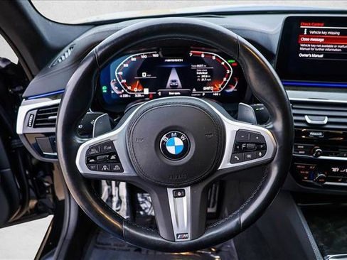 Used 2023 BMW M550i xDrive w/ Executive Package image 13