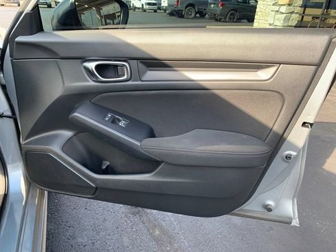 Used 2025 Honda Civic Sport image 32