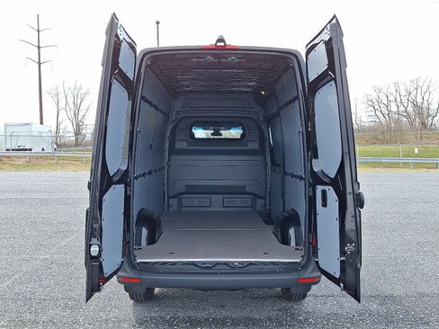 Certified 2025 Mercedes-Benz Sprinter 2500 image 10