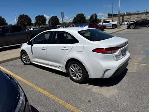 Used 2024 Toyota Corolla LE w/ LE Convenience Package AWD/4WD image 8