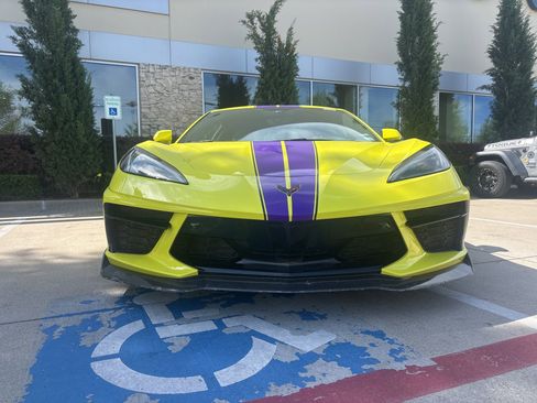 Used 2021 Chevrolet Corvette Stingray Premium Cpe w/ 3LT image 3