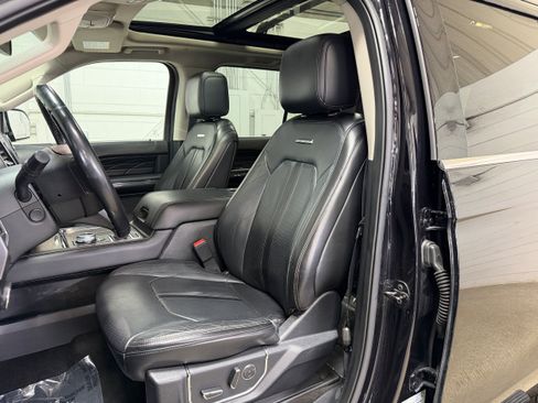 Used 2020 Ford Expedition Platinum AWD/4WD image 9
