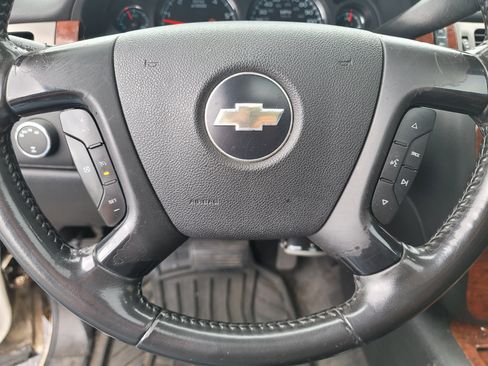 Used 2008 Chevrolet Suburban LTZ w/ LTZ Preferred Equipment Group image 15