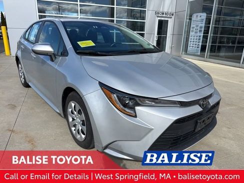 Used 2023 Toyota Corolla LE FWD image 1