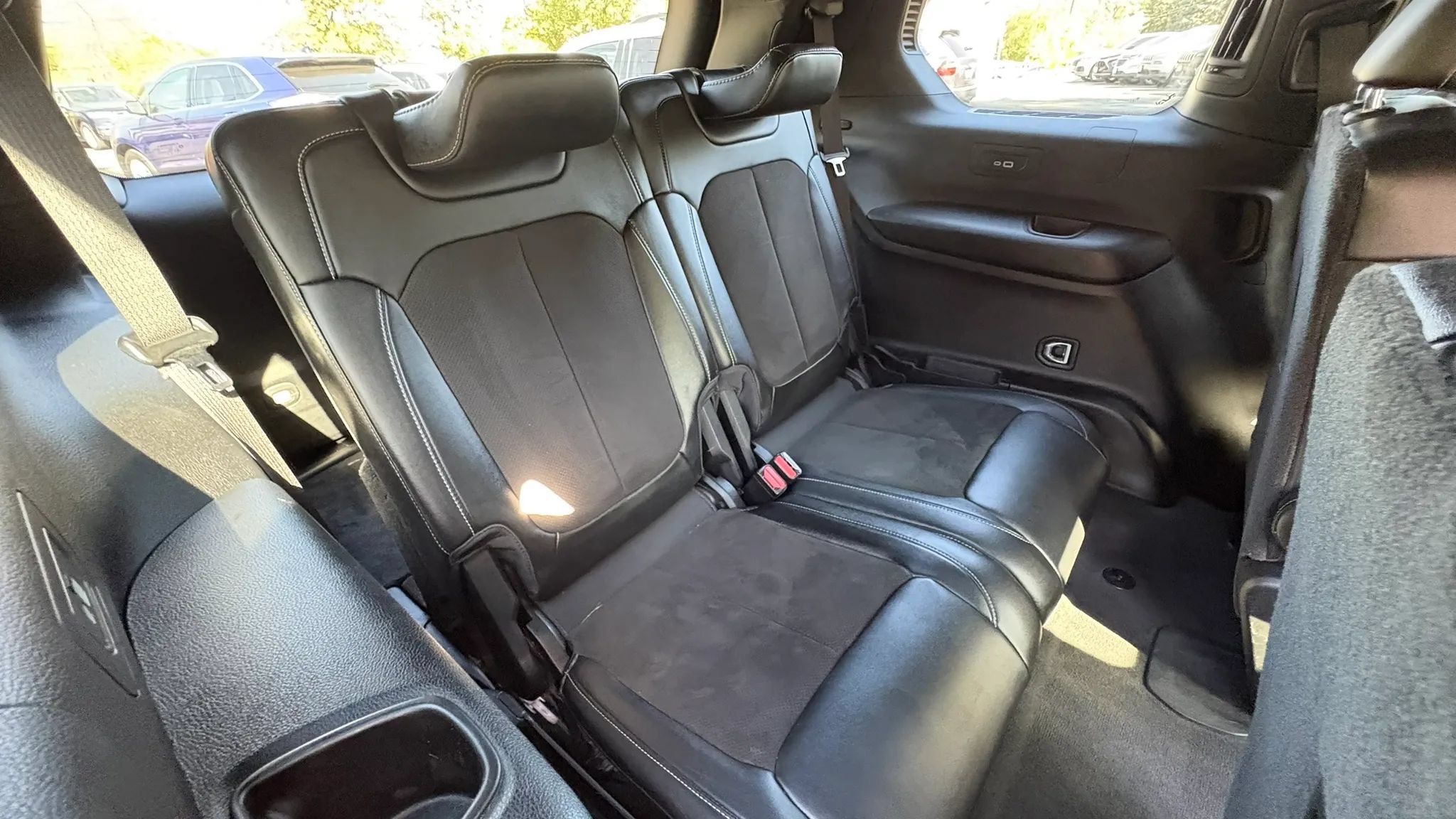 Used 2021 Jeep Grand Cherokee L Laredo AWD/4WD image 28