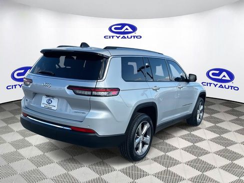 Used 2022 Jeep Grand Cherokee L Limited image 3