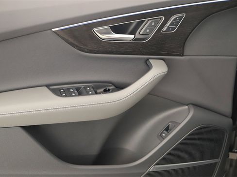 New 2026 Audi Q7 3.0T Premium Plus image 23