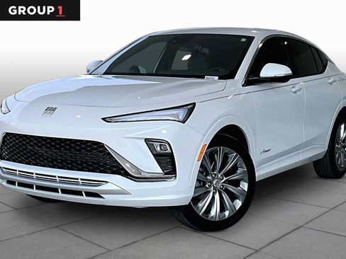 Used 2025 Buick Envista Avenir FWD image 1