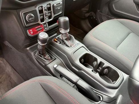 Certified 2023 Jeep Gladiator Rubicon w/ Cold Weather Group image 27