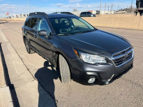 Used 2019 Subaru Outback 2.5i Limited image 7