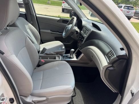 Used 2011 Subaru Forester 2.5X w/ Alloy Wheel Value Pkg AWD/4WD image 14