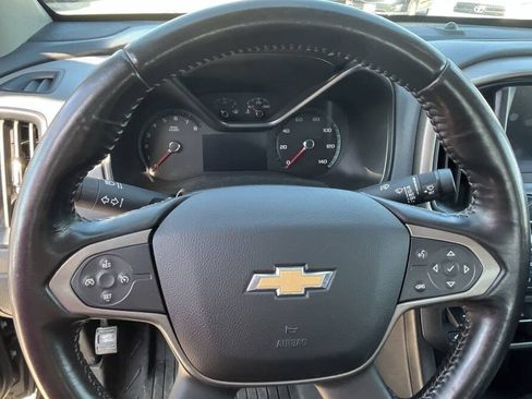 Used 2018 Chevrolet Colorado Z71 AWD/4WD image 15