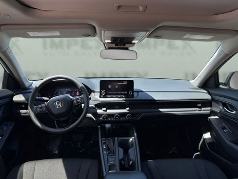Used 2025 Honda Accord SE image 13
