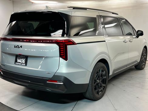 Used 2025 Kia Carnival SX Prestige FWD image 6