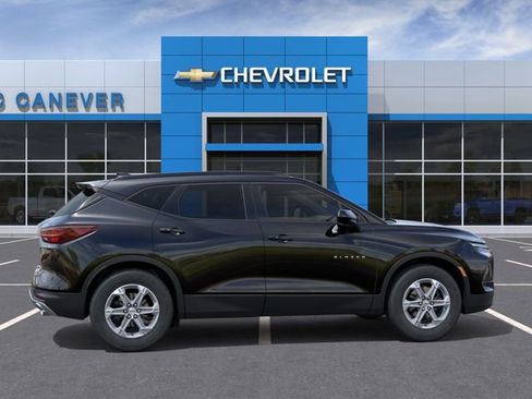 New 2026 Chevrolet Blazer LT w/ Convenience Package FWD image 6