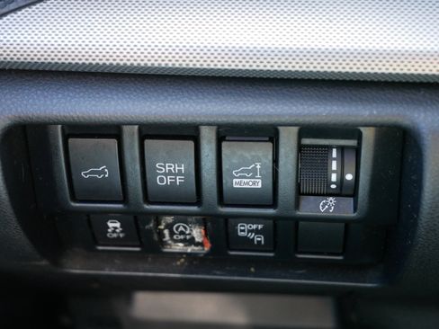 Used 2020 Subaru Forester Limited w/ Popular Package #3 AWD/4WD image 26