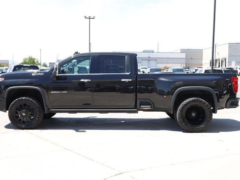 Used 2022 Chevrolet Silverado 3500 High Country w/ Safety Package II AWD/4WD image 3